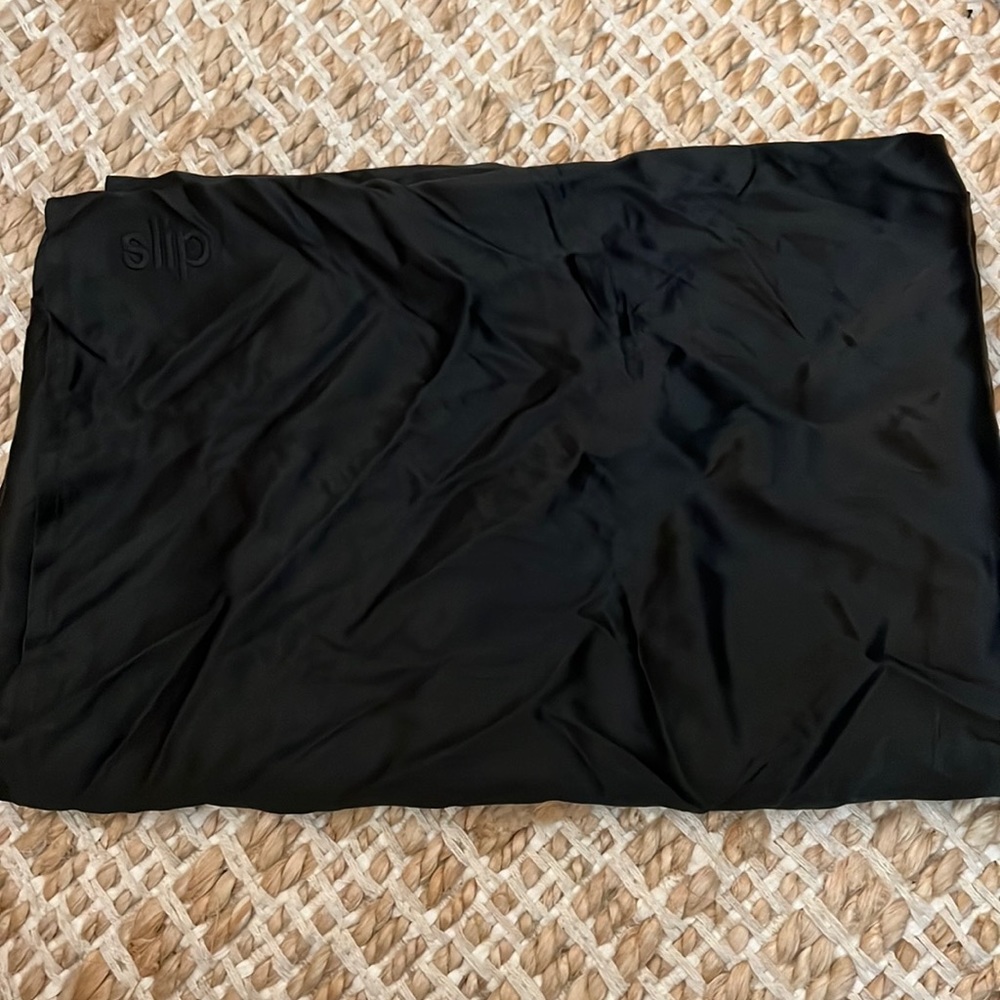 SLIP silk pillowcase